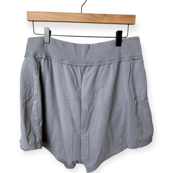 Free People Hot Shot Harem Shorts - Picture 2 of 4